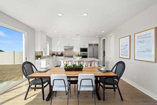 951 Visalia Pl, San Marcos CA: https://media.crmls.org/mediaz/36dcdb59-1ca7-49e7-9f48-d7a6deb0ad0c.jpg