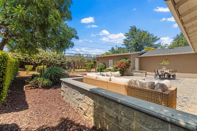 15670 Woodard Road, San Jose CA: https://media.crmls.org/mediaz/36de64ce-404c-41ee-843f-fdb3b255cf78.jpg