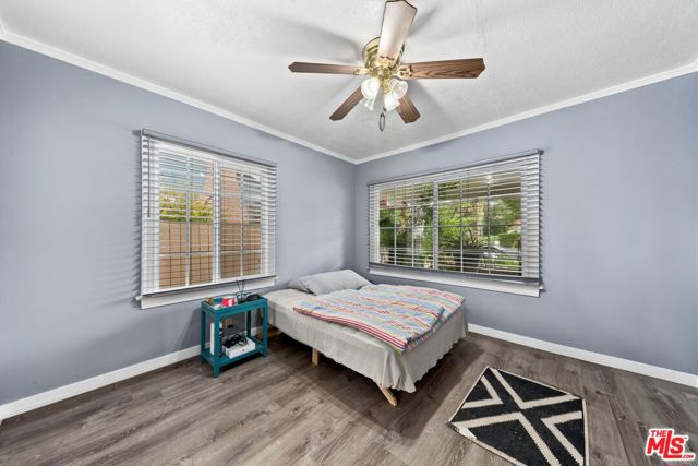 1747 N Avenue 46, Los Angeles CA: https://media.crmls.org/mediaz/36df9440-9c17-49c4-bf7a-f120dc4a6186.jpg