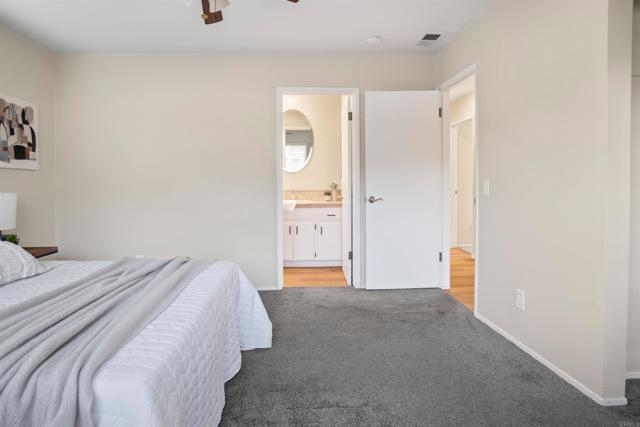 Detail Gallery Image 15 of 28 For 1227 Dolphin Cir, Vista,  CA 92084 - 4 Beds | 2 Baths