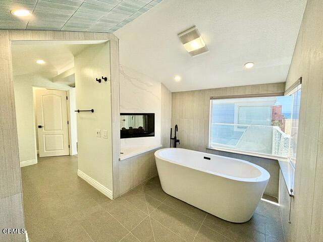 Detail Gallery Image 23 of 34 For 108 Los Feliz St, Oxnard,  CA 93035 - 3 Beds | 3/1 Baths