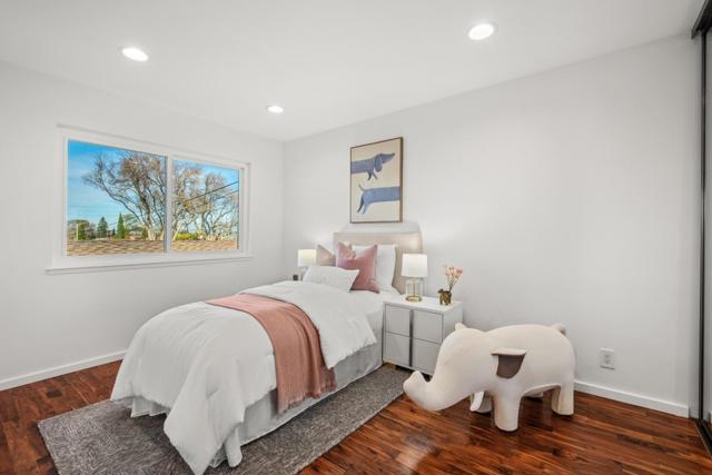 1031 Las Palmas Drive, Santa Clara CA: https://media.crmls.org/mediaz/36e2561a-5d54-4db8-a2c3-709ec2ace3bb.jpg