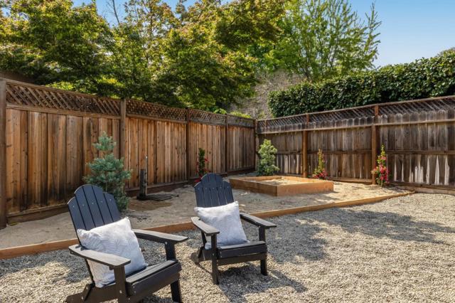 733 Northampton Drive, Palo Alto CA: https://media.crmls.org/mediaz/36e29cc1-6d1d-4c6a-a8b9-37a92d848d50.jpg