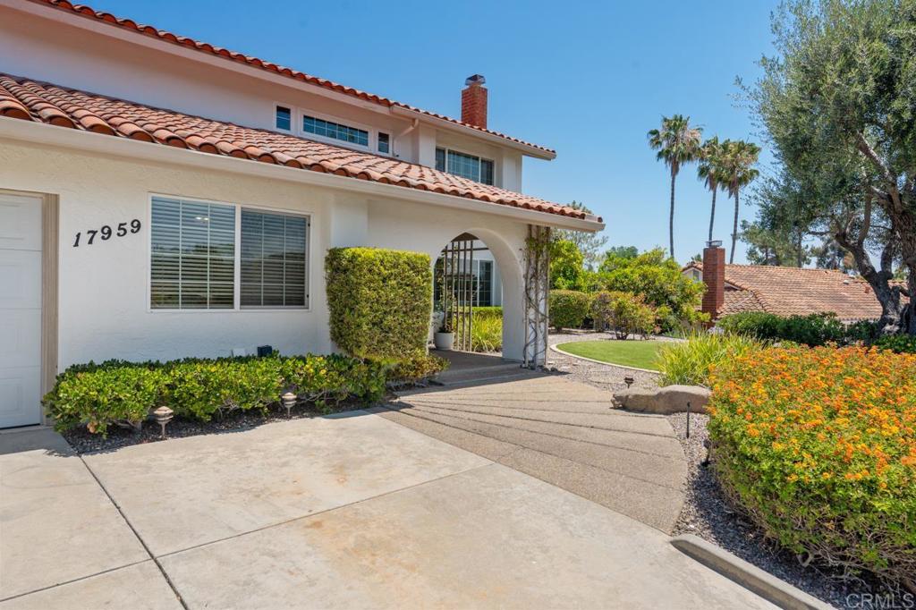17959 Sencillo Drive - photo 4