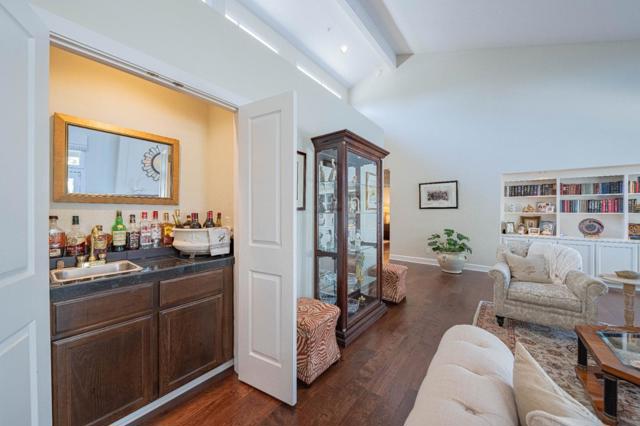 25547 Meadowview Circle,  CA: https://media.crmls.org/mediaz/36e34d9a-b580-4358-bbfb-7caf0f12938e.jpg