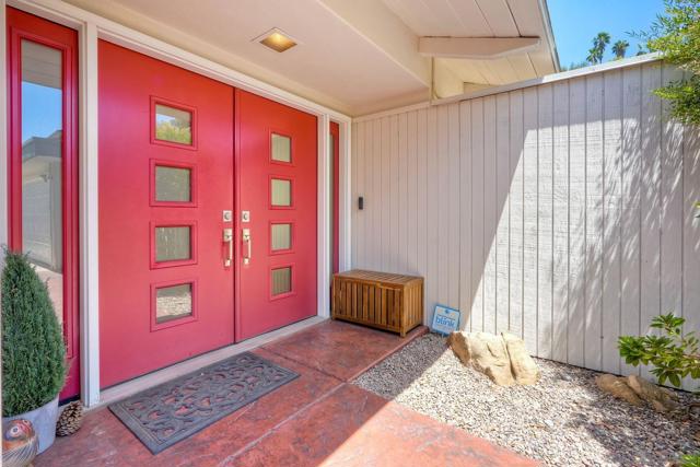11668 Altoona Dr, El Cajon CA: https://media.crmls.org/mediaz/36e46954-8948-4643-8ddf-b1f944c66af3.jpg