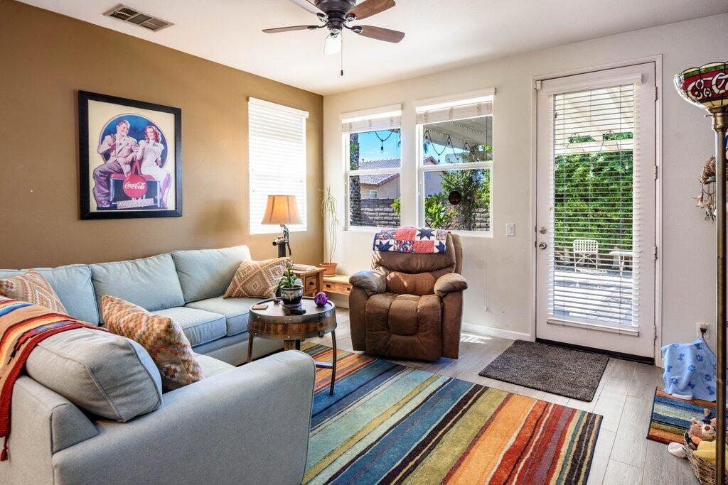 MLS #219138313DA image #13