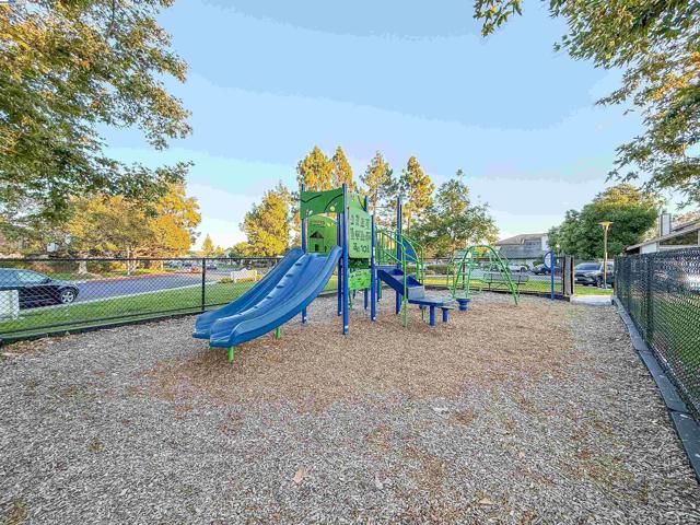 773 Coronado, Foster City CA: https://media.crmls.org/mediaz/36e562b4-bd4c-4e36-88f4-1bd77933d198.jpg