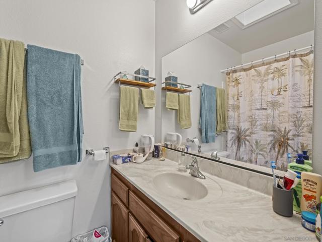 972 Sapphire Street, Pacific Beach (San Diego) CA: https://media.crmls.org/mediaz/36e6dd44-19ed-4562-88a1-93408865f32a.jpg