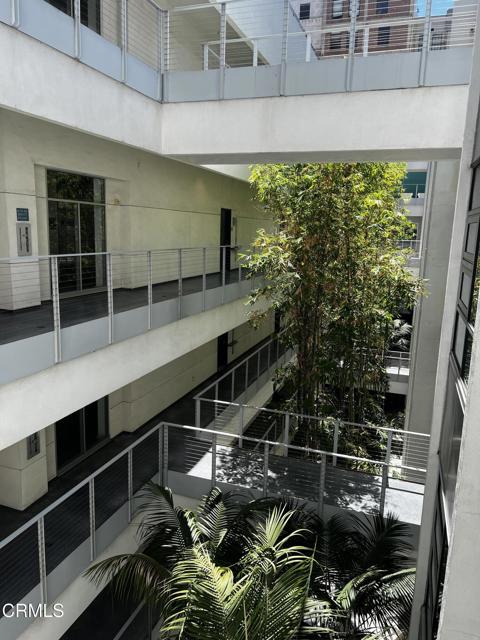 630 W 6th Street, Los Angeles CA: https://media.crmls.org/mediaz/36e7a34b-8d49-4f70-8f87-3d4e5b70de06.jpg
