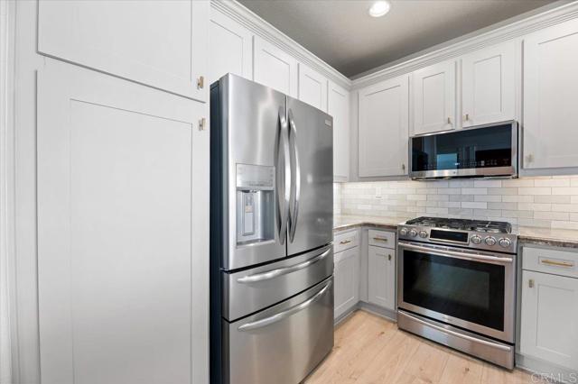 Detail Gallery Image 13 of 27 For 1 Matinee Ct, Aliso Viejo,  CA 92656 - 2 Beds | 2 Baths