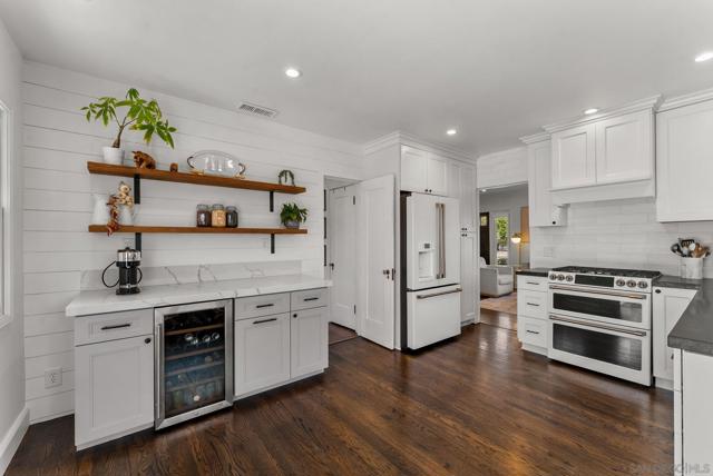 5092 E Mountain View Drive, San Diego CA: https://media.crmls.org/mediaz/36e7e33e-eecf-471b-8e5d-683e736ad21a.jpg