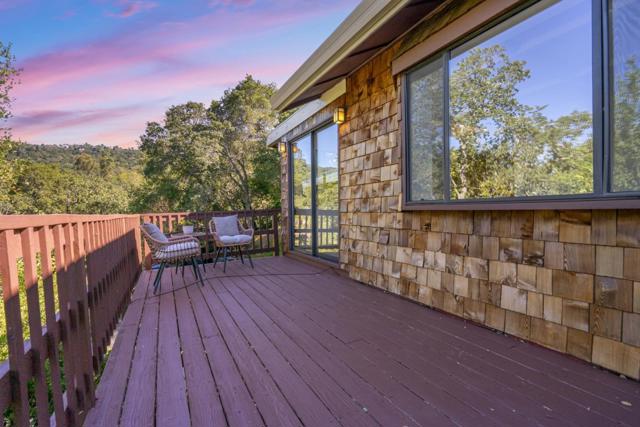 52 Jackson Street, Los Gatos CA: https://media.crmls.org/mediaz/36e971c6-174b-4f9f-b338-22d14746d671.jpg
