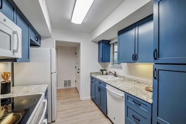 111 Bean Creek Road, Scotts Valley CA: https://media.crmls.org/mediaz/36e9dba3-0743-4e95-9914-a6a7a4c6634b.jpg