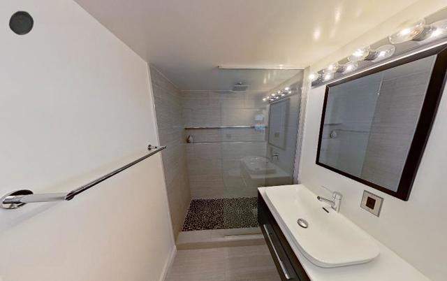 1950 N Magnolia Road, Palm Springs CA: https://media.crmls.org/mediaz/36ea8084-11fe-4e55-8f66-72227b77d782.jpg