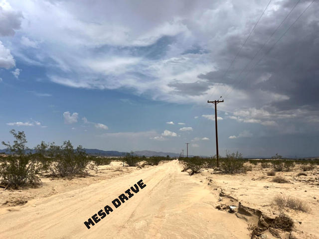 0 Mesa Drive, 29 Palms CA: https://media.crmls.org/mediaz/36ec9911-567a-4cbb-9cb2-0f08f830d144.jpg