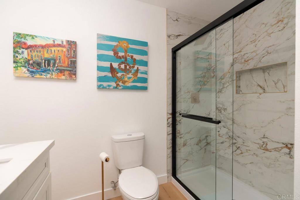 https://media.crmls.org/mediaz/36ee1121-f7cd-4e3c-a6c4-a6b82a25d2fe.jpg?preset=X-Large