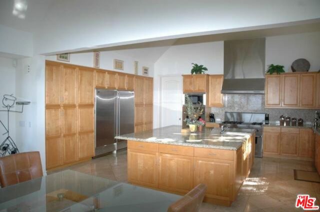 Drew Fenton | 14445 MULHOLLAND Drive Los Angeles CA | MLS: 7370765