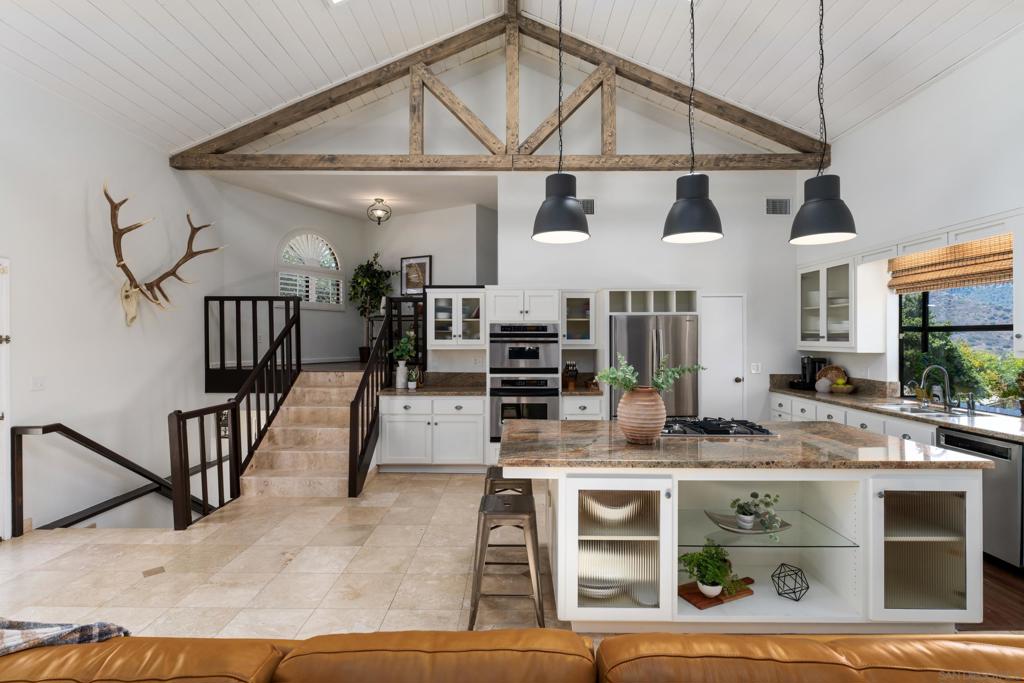 MLS #250034940SD img 8