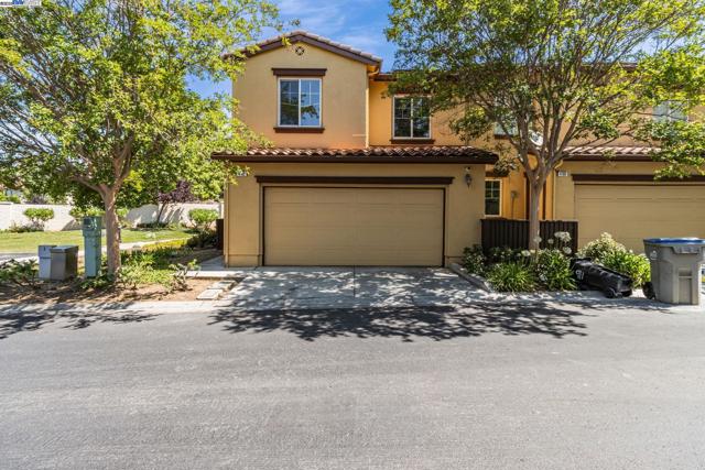 4182 Lautrec Dr, San Jose CA: https://media.crmls.org/mediaz/36f09beb-134b-46d4-bdbc-80779ff6edd6.jpg