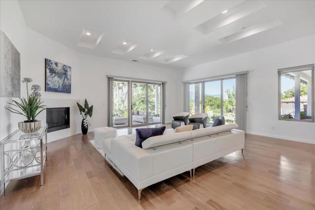 Image 11 of 75 For 18335 Lexington Drive