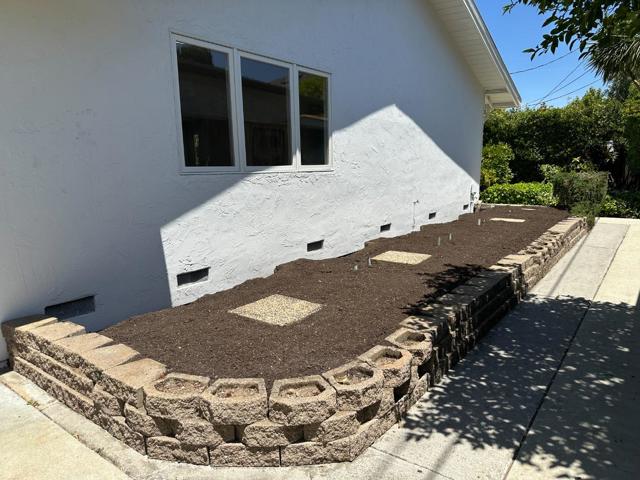 1530 Richelieu Place, Sunnyvale CA: https://media.crmls.org/mediaz/36f363bd-a526-4515-be47-c24d3857f90f.jpg