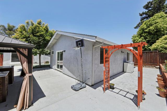 3068 Nightingale Place, Fremont CA: https://media.crmls.org/mediaz/36f43096-1dfe-4b34-82e9-a4127f4d95a1.jpg