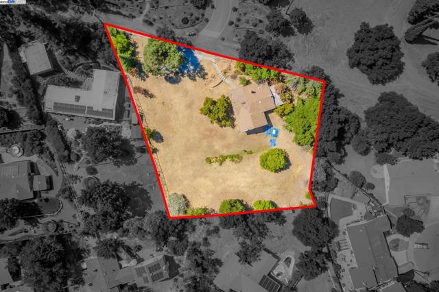 419 Las Lomas Way, Walnut Creek CA: https://media.crmls.org/mediaz/36f43862-bcf5-4c3e-906b-05598a7388db.jpg