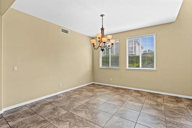 32066 Red Mountain Way, Temecula CA: https://media.crmls.org/mediaz/36f44973-b9c8-4296-b6d2-bc18cd6f54e6.jpg