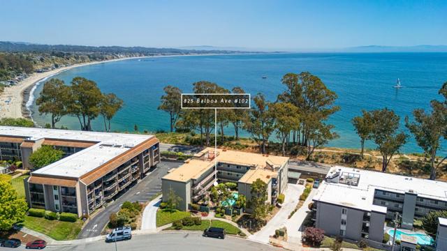 825 Balboa Avenue, Capitola CA: https://media.crmls.org/mediaz/36f4ed40-ccff-45e4-86b3-b8bae7ac1c3a.jpg