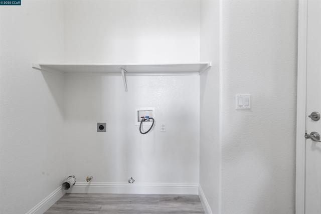 5109 Napa Shore Dr, Fairfield CA: https://media.crmls.org/mediaz/36f51108-dba5-4e84-82e4-1bdbd4fc07f4.jpg