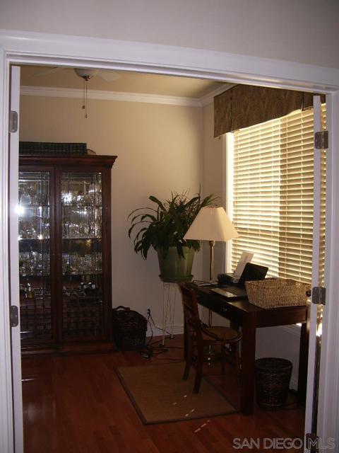 3012 Rosecrans St, San Diego CA: https://media.crmls.org/mediaz/36f582fd-09cf-4775-b973-6c03b08b32ed.jpg