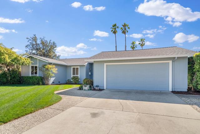 5963 Larabee Court, San Jose CA: https://media.crmls.org/mediaz/36f66702-4025-4c57-9a26-6ee16e31b027.jpg