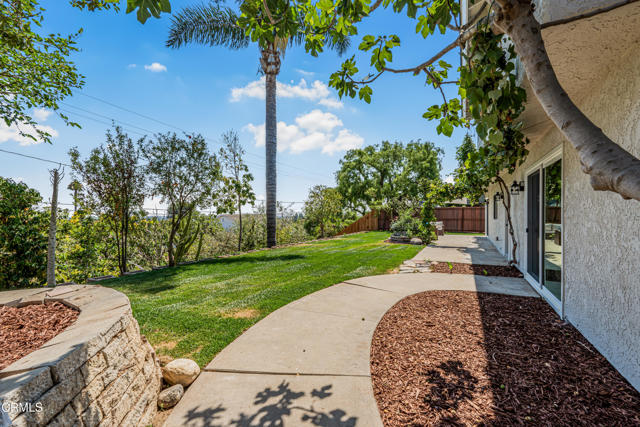 308 Calle Converse, Camarillo CA: https://media.crmls.org/mediaz/36f67752-9c44-4ec2-9ecd-089528be00e3.jpg