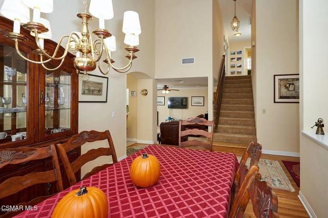 29140 Quail Run Drive, Agoura Hills CA: https://media.crmls.org/mediaz/36f6c32b-39b6-47df-99d1-8e10db1612a8.jpg