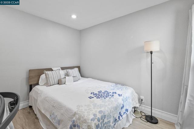 1117 Indian Summer Ct, San Jose CA: https://media.crmls.org/mediaz/36f72815-d6a2-4a74-ba3f-d7ab1db5feda.jpg