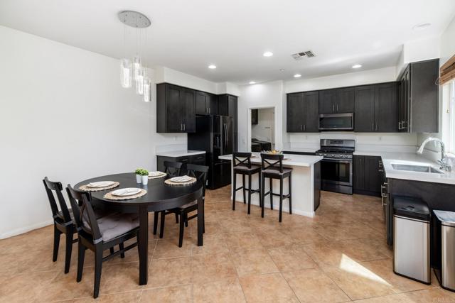 357 Borden Rd, San Marcos CA: https://media.crmls.org/mediaz/36f77a11-e4f4-4f7f-b2aa-03943626a609.jpg