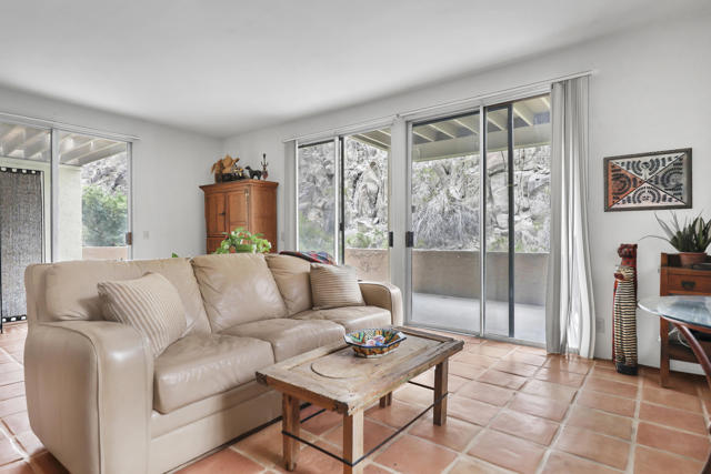 Image 5 of 30 For 78225 Cortez Lane 185