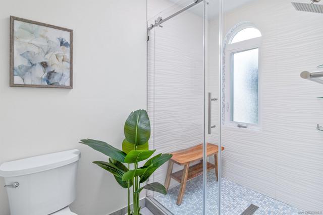 2362 Altisma Way, Carlsbad CA: https://media.crmls.org/mediaz/36f7d303-88b1-46b6-8a39-037a049a10e5.jpg