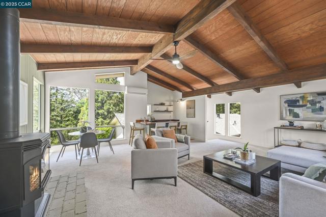 241 Lombardi Cir, Walnut Creek CA: https://media.crmls.org/mediaz/36f80756-3323-4bd5-9dec-a755daf22729.jpg