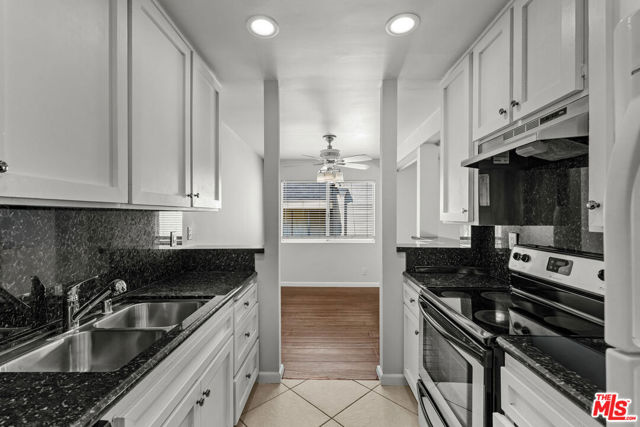 1342 HARVARD Street, 204 photo 5