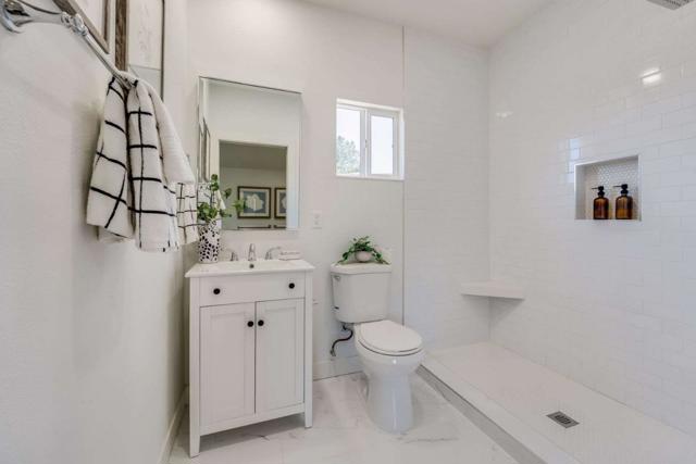 511 Pacheco Avenue, Santa Cruz CA: https://media.crmls.org/mediaz/36f85b31-9926-423c-b52a-7d77d323d7d5.jpg
