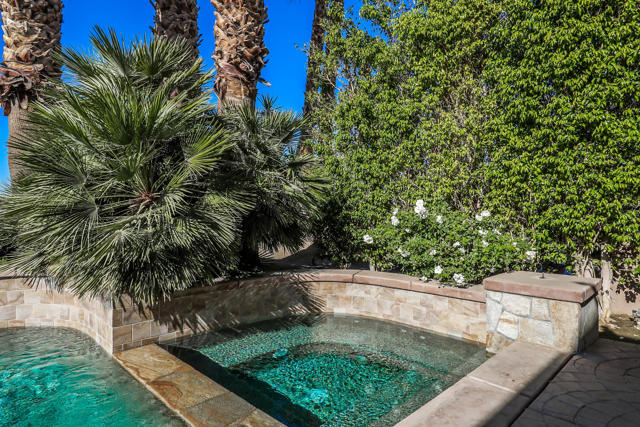 50465 Verano Drive, La Quinta CA: https://media.crmls.org/mediaz/36f9c044-ad7e-4b20-b8bf-eaba9832fe42.jpg