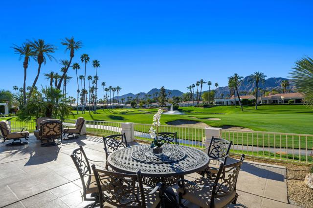 75315 Saint Andrews Court, Indian Wells CA: https://media.crmls.org/mediaz/36fa6815-0daa-4bed-9d4c-a0d2135d8631.jpg