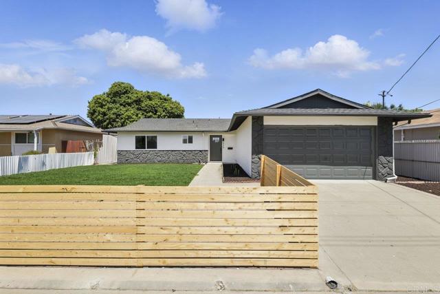 Detail Gallery Image 1 of 1 For 526 Roja Dr, Oceanside,  CA 92057 - 3 Beds | 2 Baths