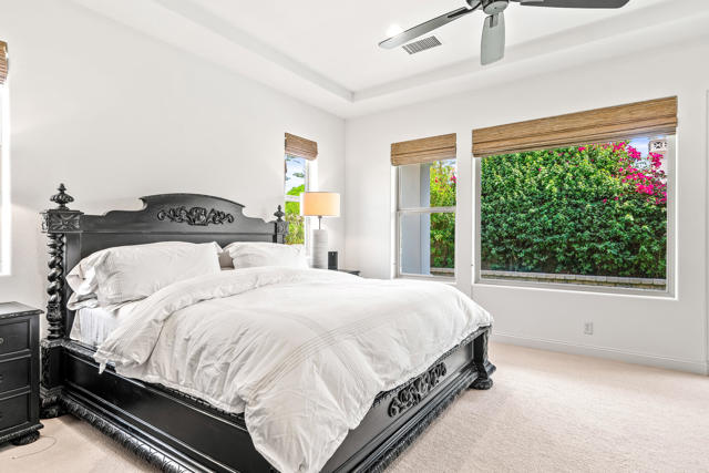 76158 Via Montelena, Indian Wells CA: https://media.crmls.org/mediaz/36fb75ec-cbf7-4fdb-a597-468ad239a701.jpg