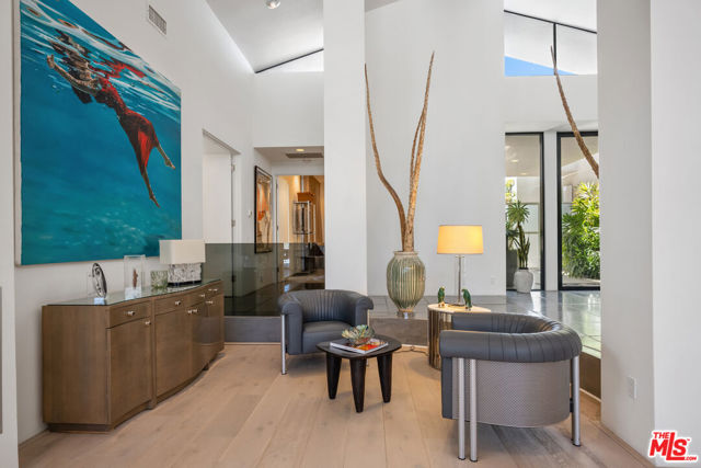 6 Rocky Lane, Rancho Mirage CA: https://media.crmls.org/mediaz/36fb7c73-dfd7-4a49-b6ba-b8cfe8353cfc.jpg