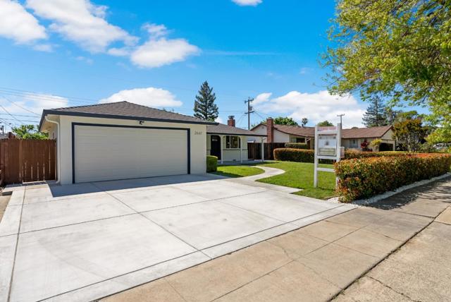 2667 Sutro Drive, San Jose CA: https://media.crmls.org/mediaz/36fba950-5c74-4ba3-99ca-8dd25fe45b36.jpg