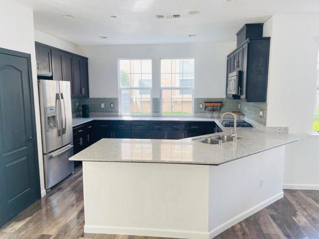 74 Caspian Way, Gilroy CA: https://media.crmls.org/mediaz/36fbefbb-659c-401a-923b-3796862c0aad.jpg