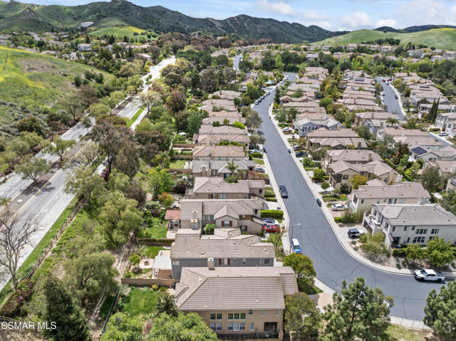 186 Parkside Drive, Simi Valley CA: https://media.crmls.org/mediaz/36fc525d-4f41-4568-8a7b-6fb6cba7cccd.jpg